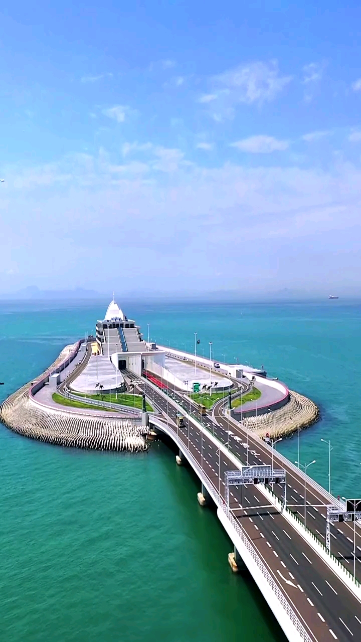 港珠澳大桥人工岛