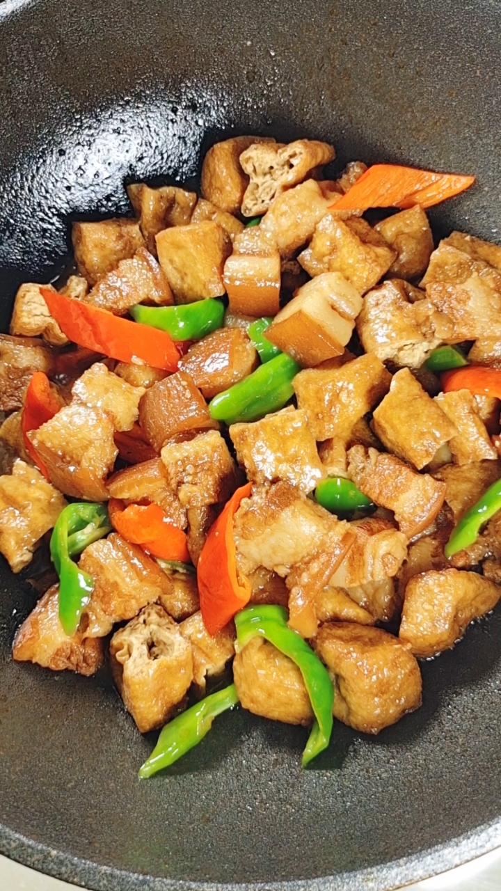 美食分享#红烧肉焖油豆腐做法!进来学会!-度小视
