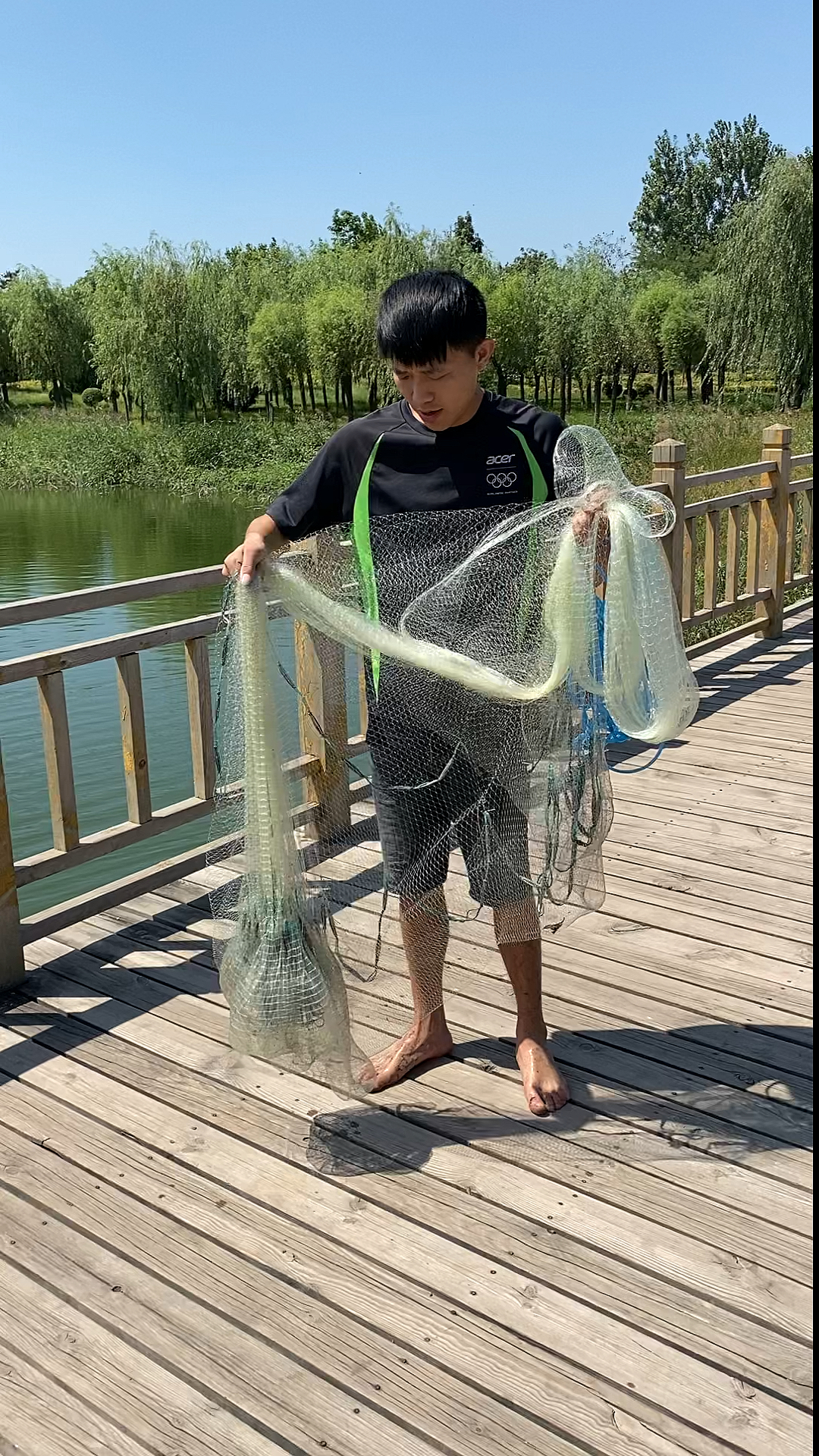 撒网捕鱼全过程