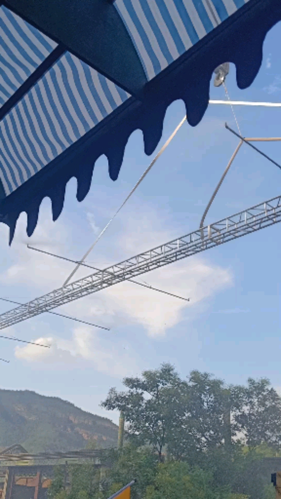 记录生活#剧组拍戏时的人工降雨