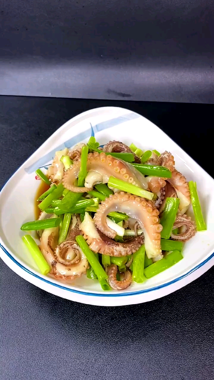 秀出你的拿手菜#葱拌八爪鱼,一道可口的凉莱