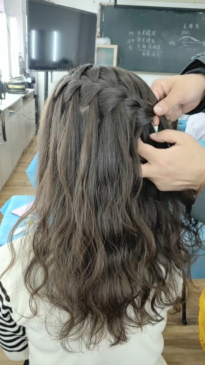 编发教程#夏日齐肩发编发造型