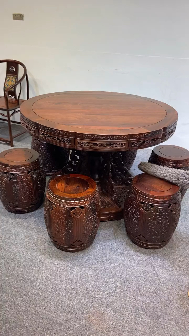 精美黄花梨圆鼓桌