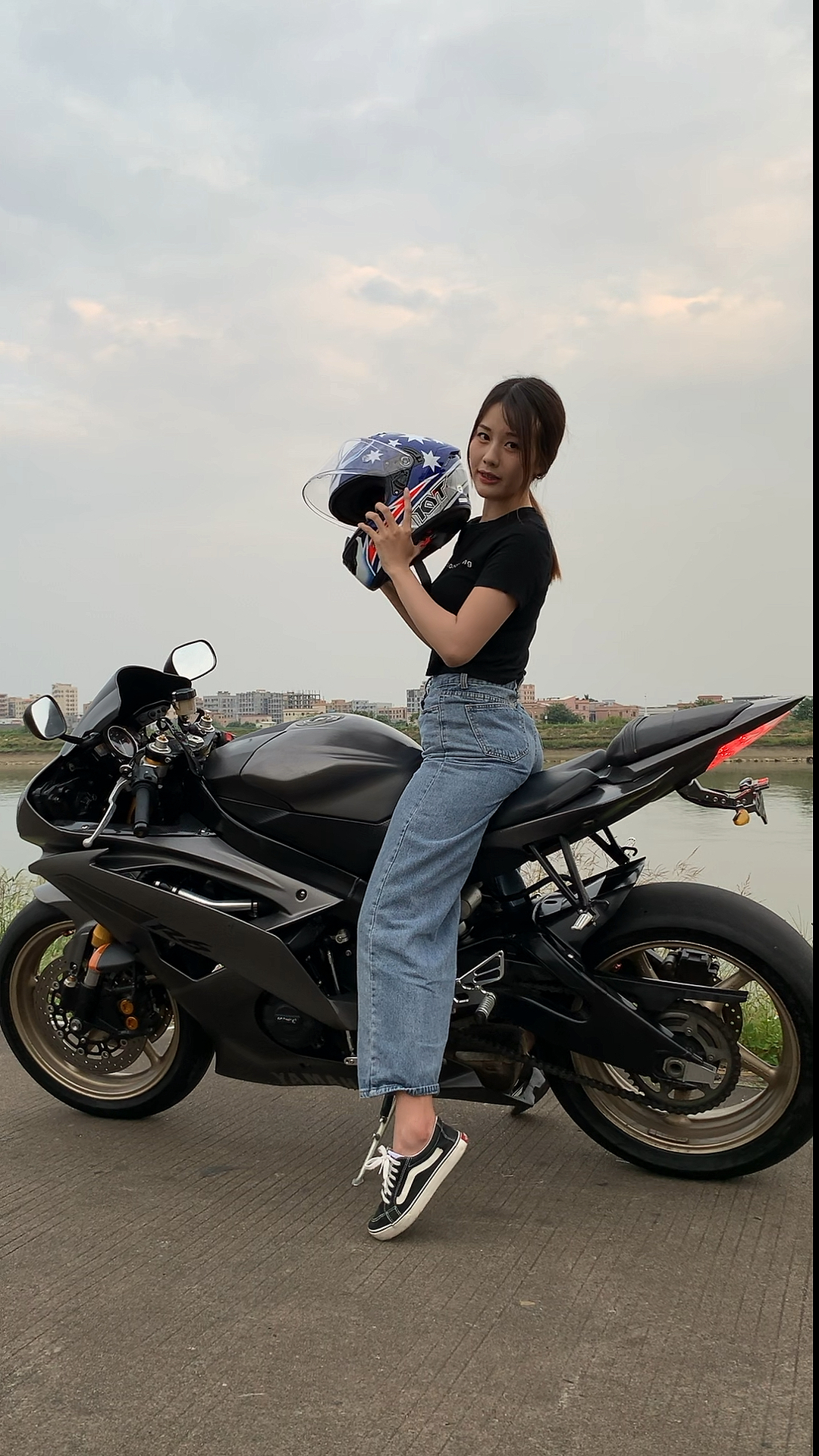 机车#骑机车的女生