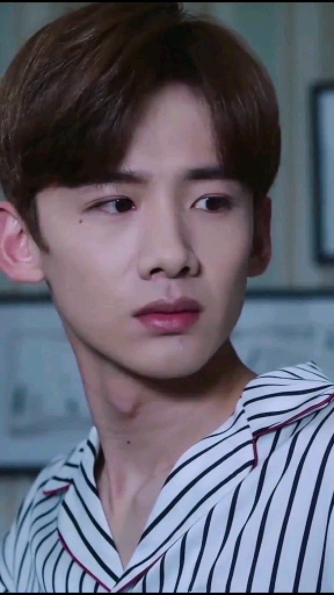 白敬亭#这迷人的泪痣,又a又禁欲,简直不要太帅了.