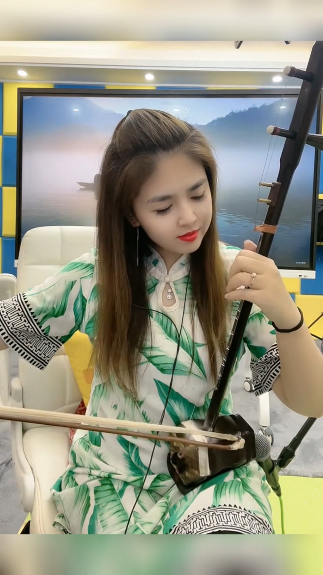 音乐二胡演奏完整版渴望送给大家