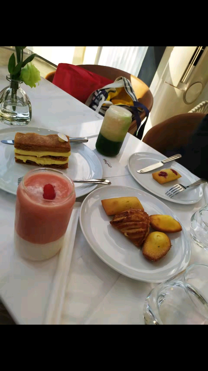 手机摄影#喝奶茶了