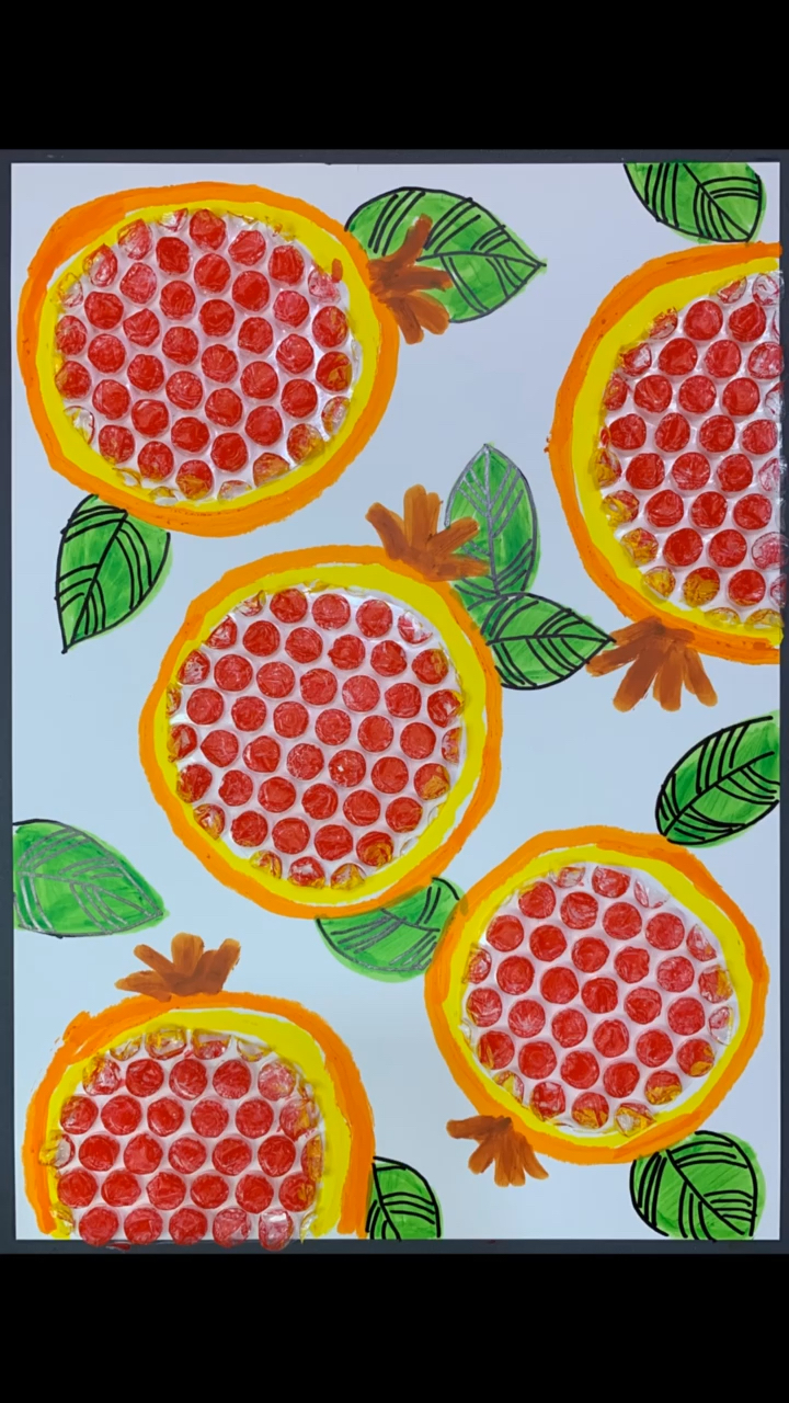 少儿创意美术#几分钟用气泡膜就能画好看的石榴-度小视