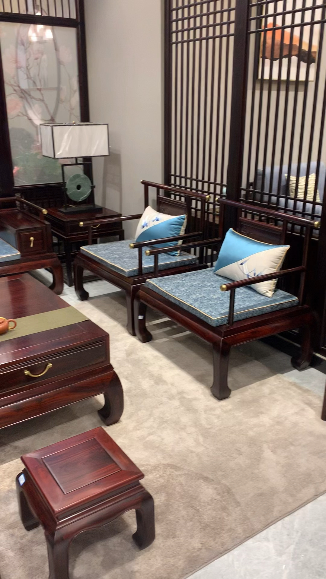 新中式家具#阔叶黄檀(印尼黑酸枝)新中式沙发,简约时尚大方!