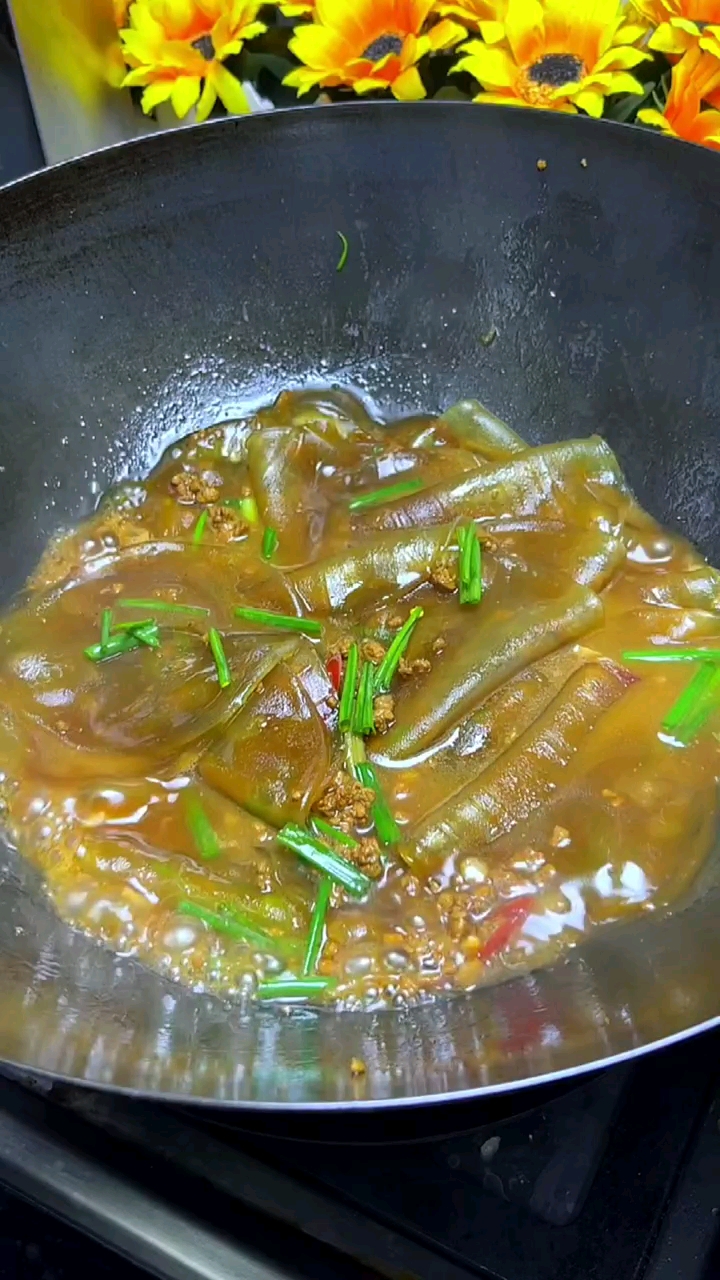 超级好吃肉沫炖粉皮鲜香入味做法也是特别的简单喜欢的赶紧做起来吧