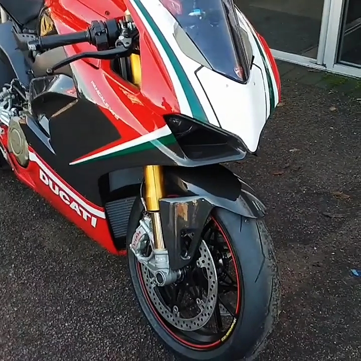 摩托车杜卡迪panigalev4s机车