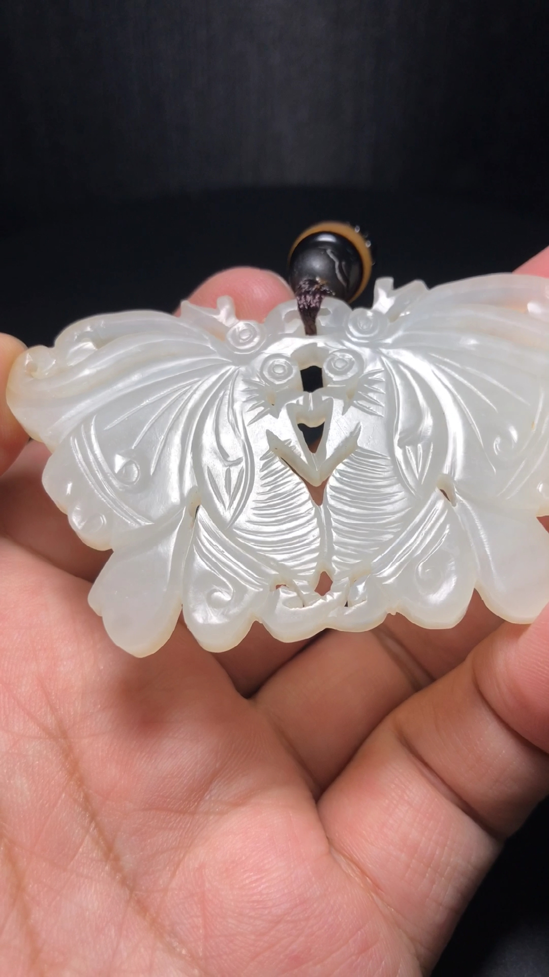 精品古玉明清件老刀法透雕蝴蝶牌欣赏!
