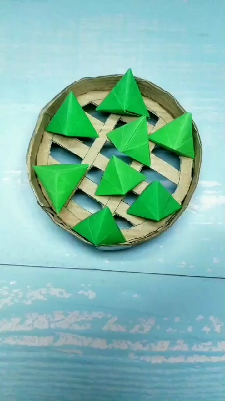 手工制作#祝所有粉丝端午节安康,给你们手工做的小粽子,天天开心哦