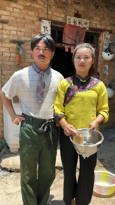 农村搞笑视频#这样感情会淡的,小夫妻日常,搞笑!-全民小视频