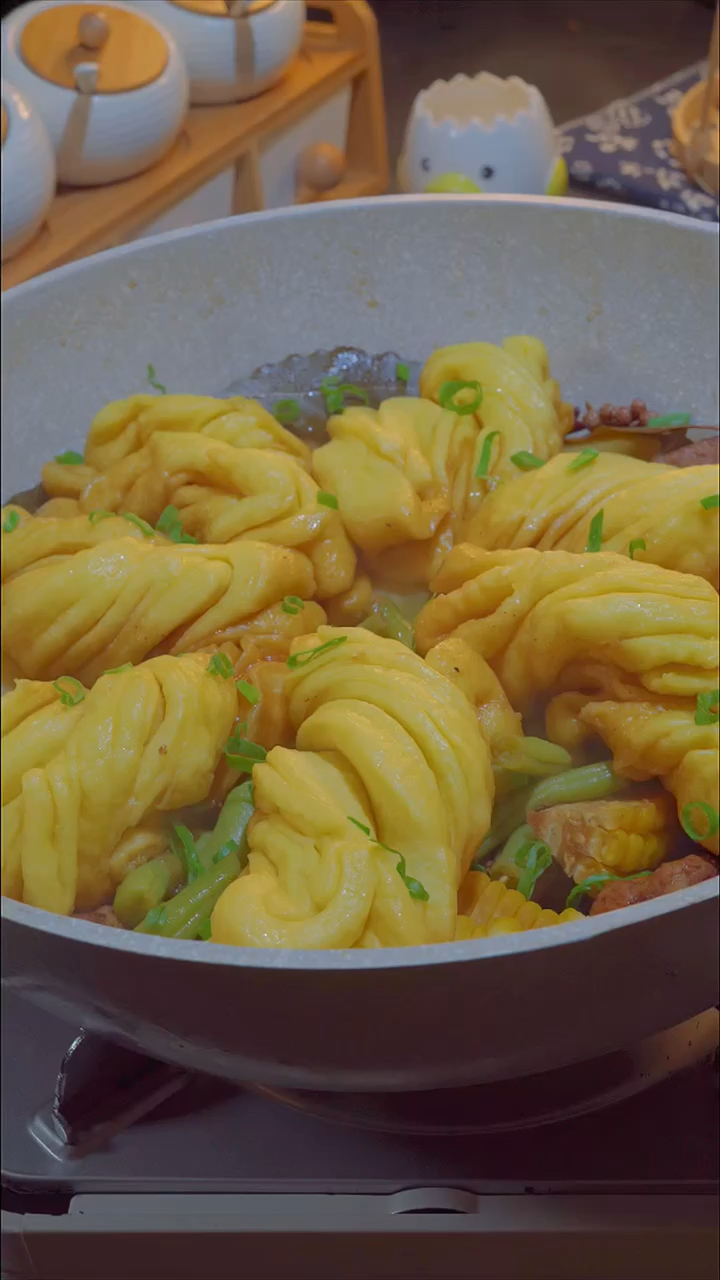 我家的菜谱你知道东北铁锅炖的花卷怎么做吗今天我就把这个秘密告诉你