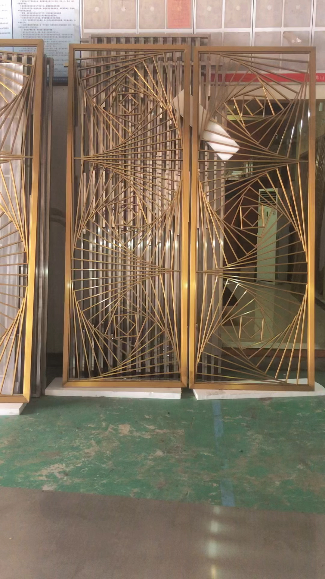 不锈钢扇形屏风