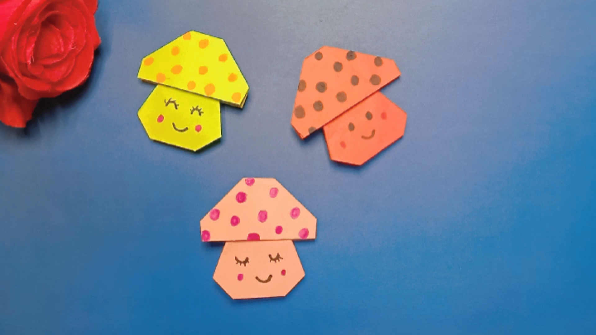 手工制作#一起做个超级简单的手工折纸小蘑菇吧!