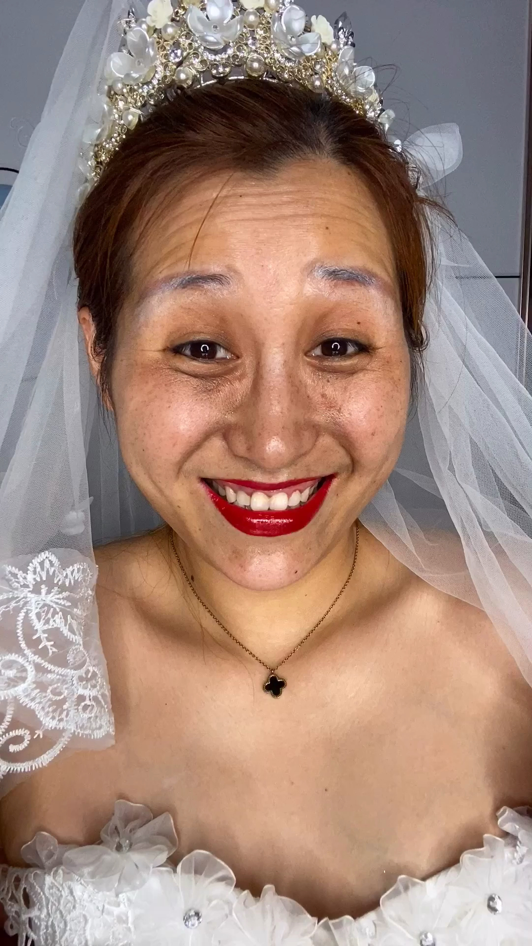 50岁大妈终于嫁人啦,做全世界最美的新娘.