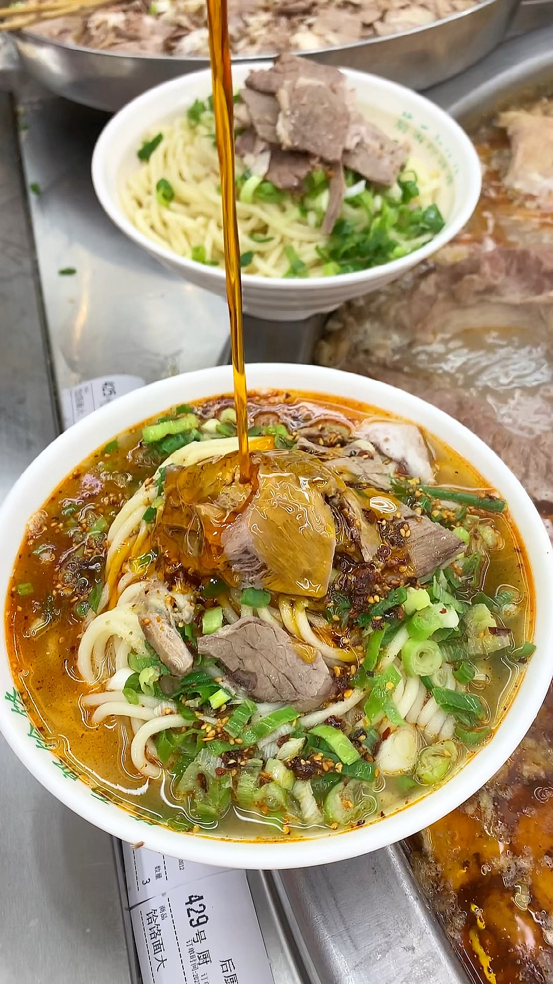 美食#河南特色美食高汤饸饹面