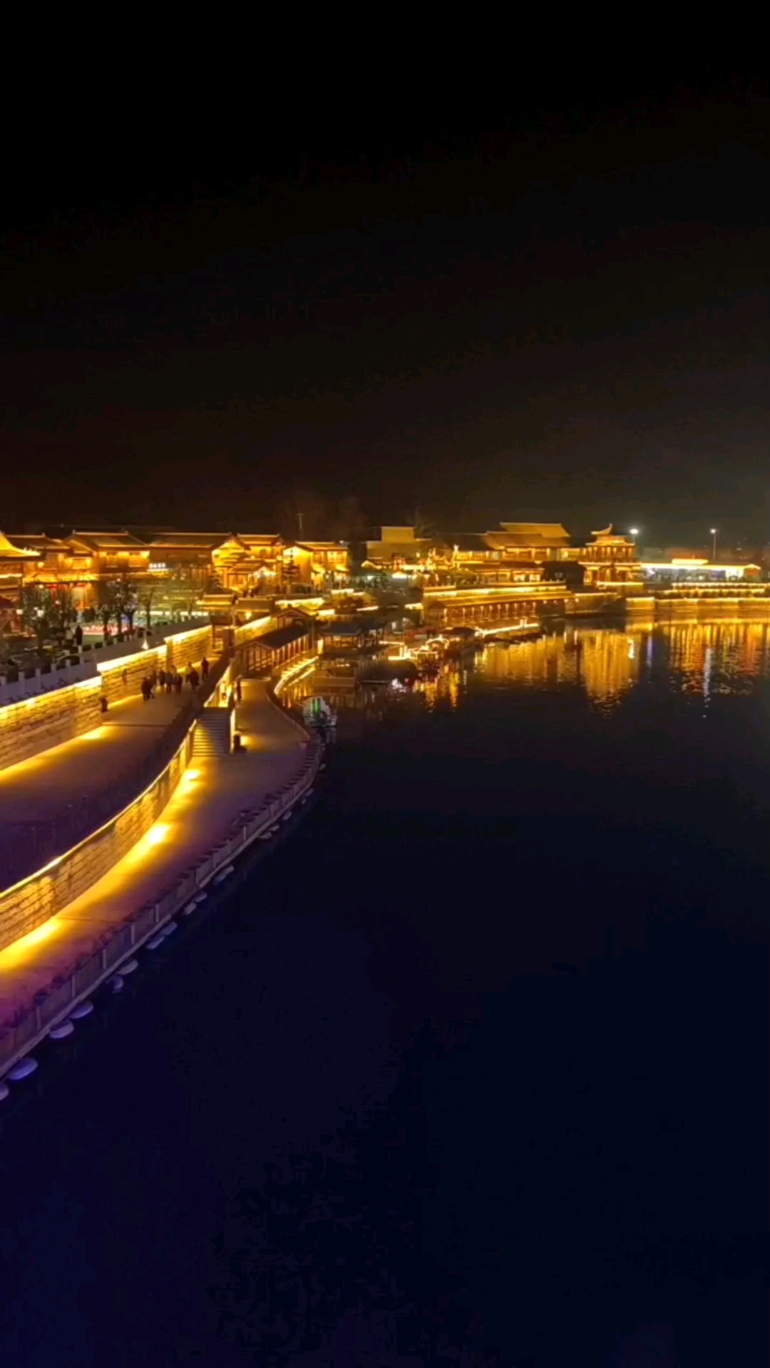 如意湖开河码头夜景