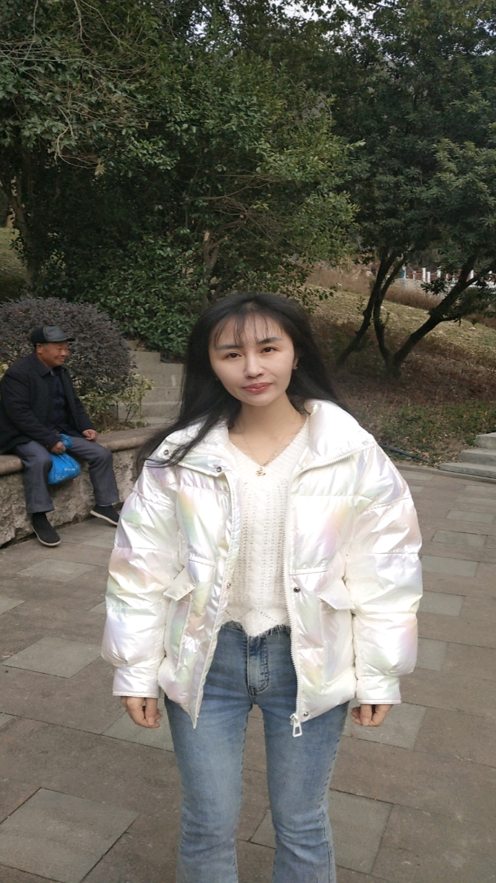 2021年.四十岁的素颜老阿姨