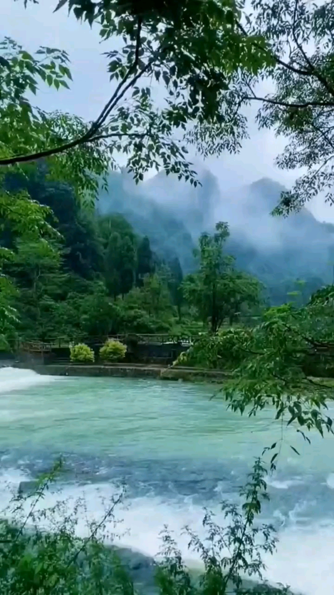 青山雾罩河水潺潺人间仙境湘西德茹村