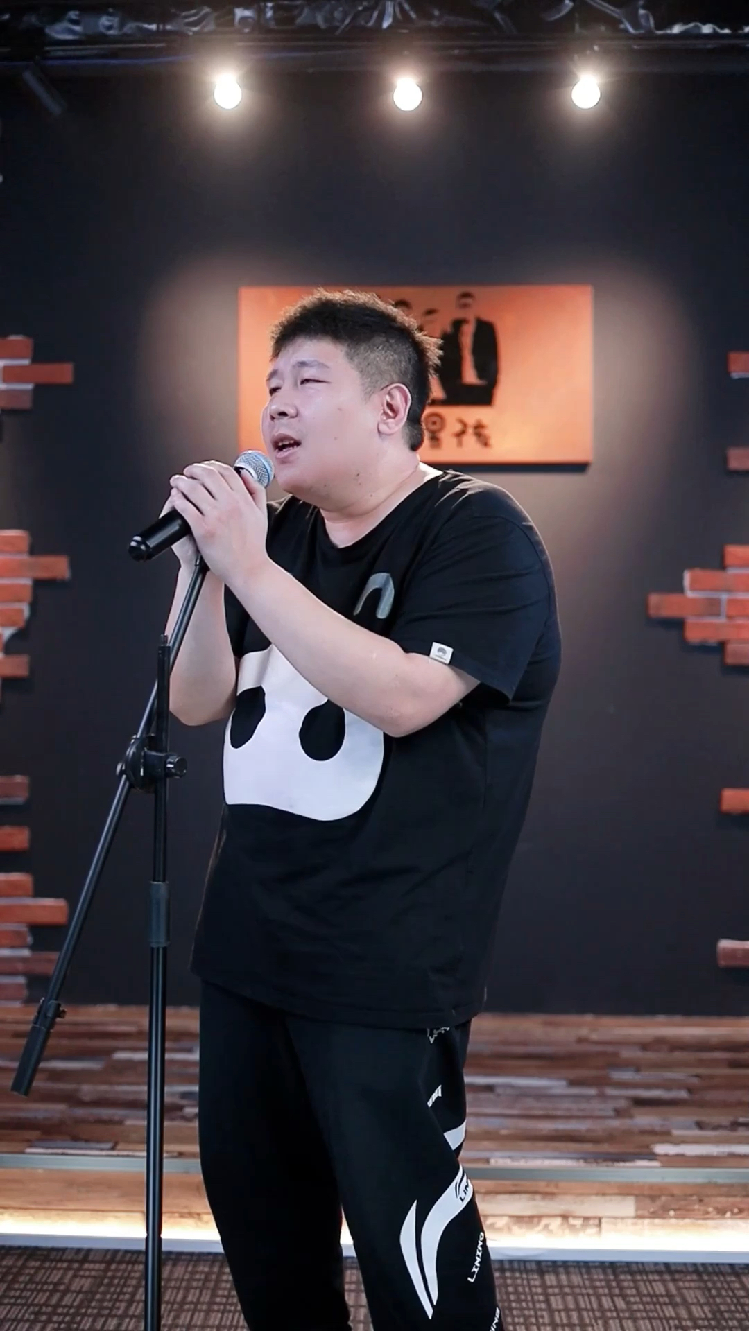 #胡胖#总有一个人住在你心里,消失在生活里.-度小视