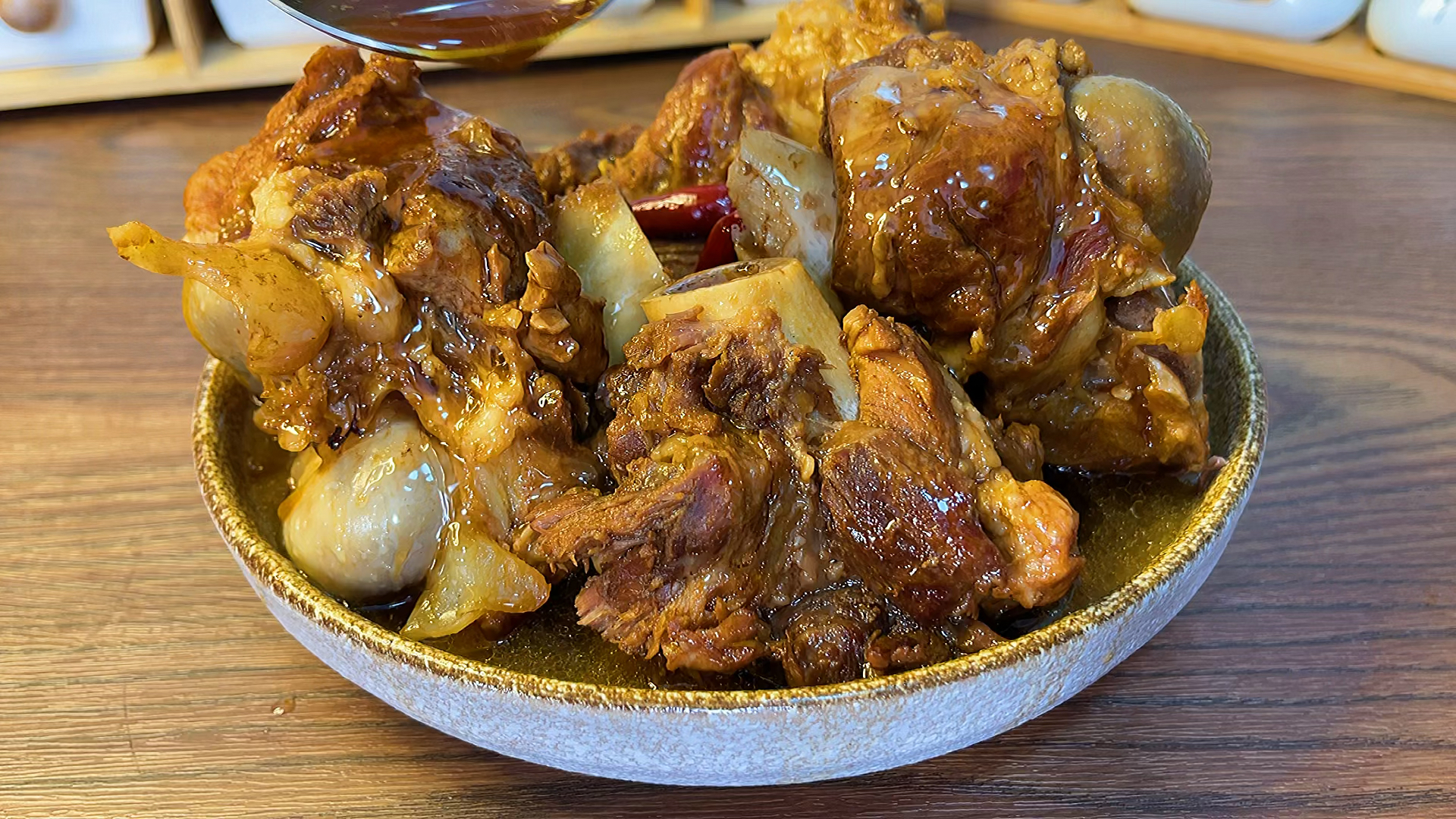 美食还出去买做好的大棒骨吗自己在家也能做软烂入味酱香浓郁又好吃