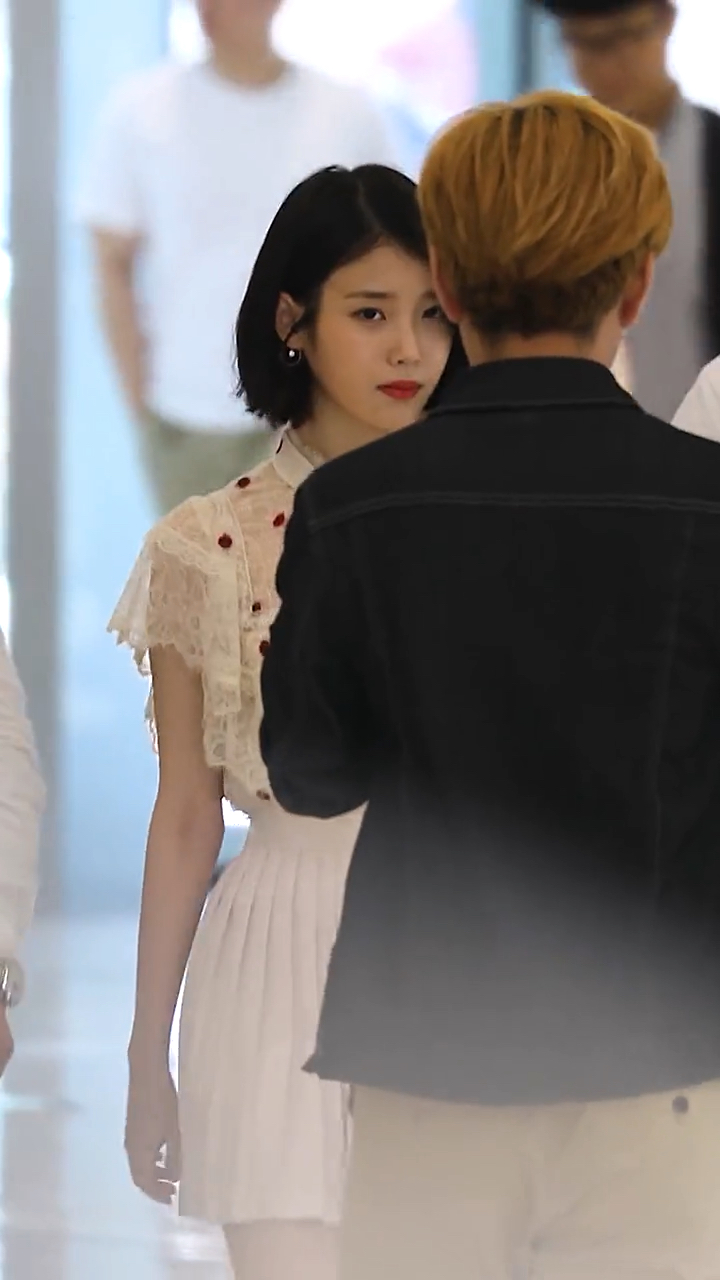 iu李知恩#大佬出街!