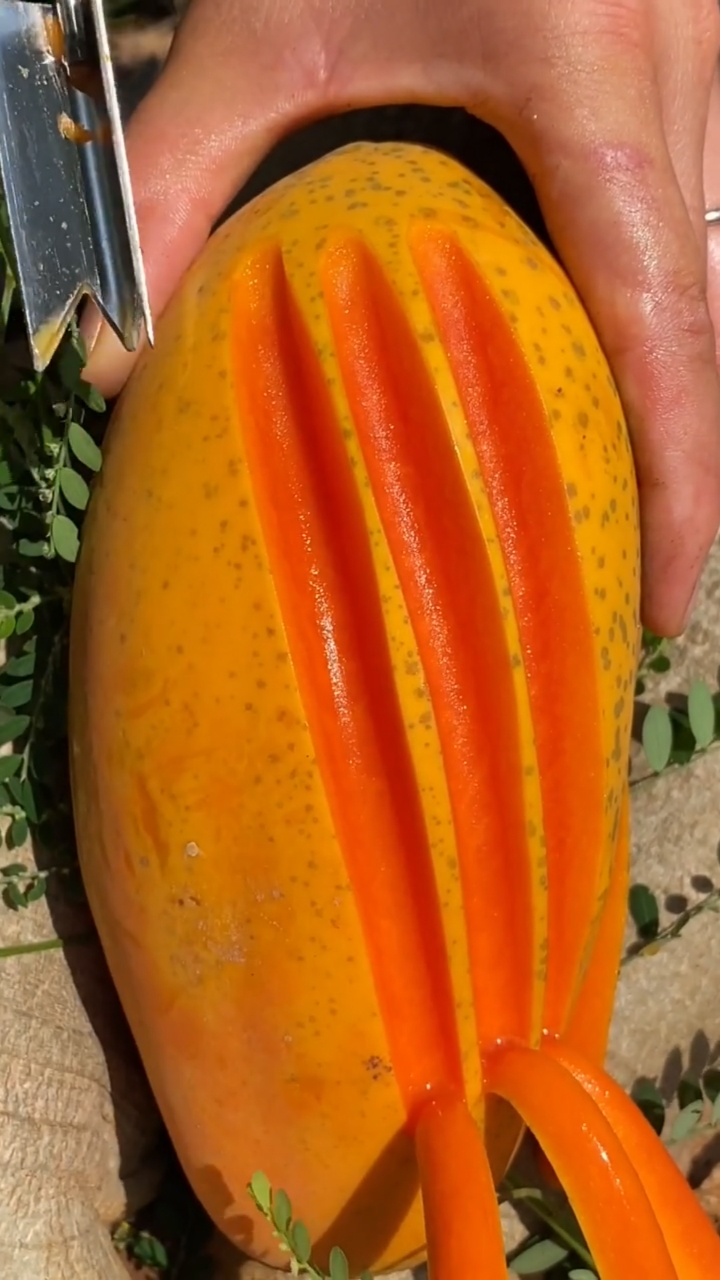 广西红心木瓜,软糯香甜,汁水充足,也是女生的必备水果之一