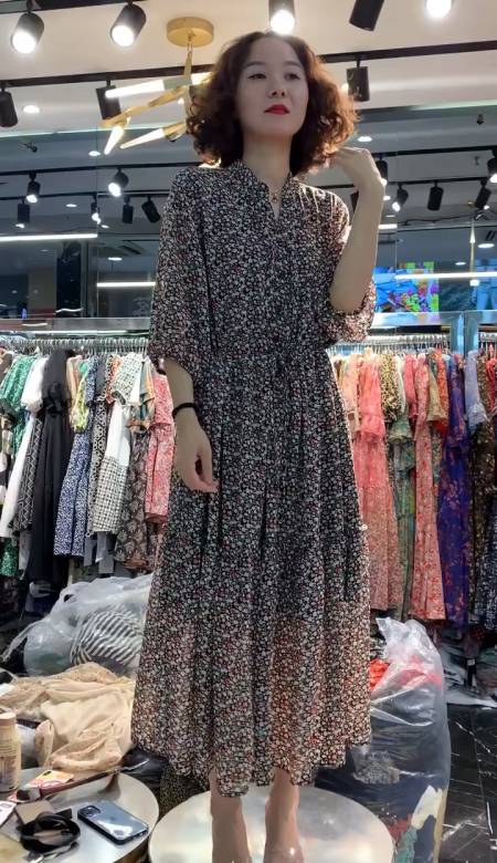 2021-07-270魅莎服装2021241粉丝  关注#周九良#1911老人一元理发坚持