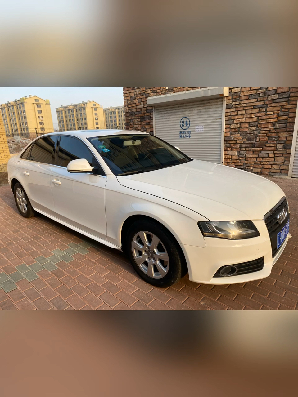精品11年奥迪a.4白车黑内经典搭配配备自动挡七速变速箱天窗电