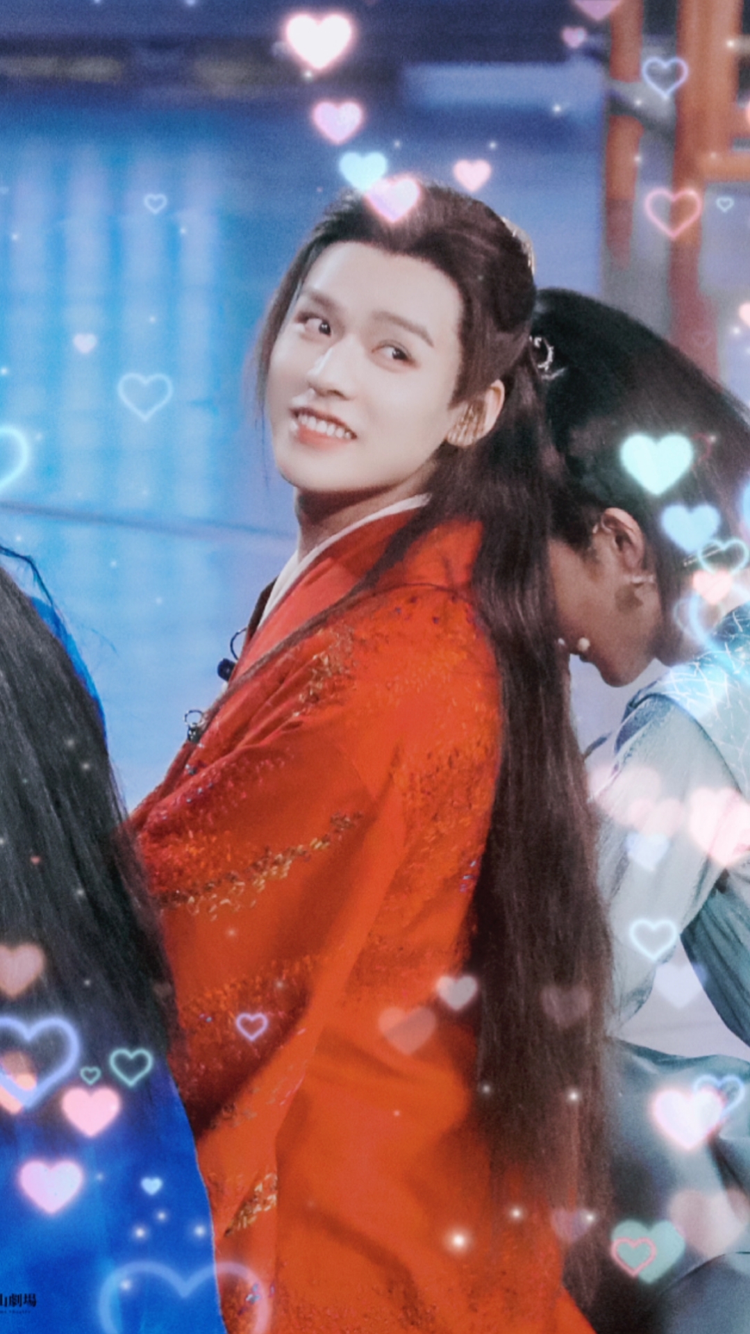 龚俊#龚俊这个回眸真是天真美好,感觉老温回到了人间.