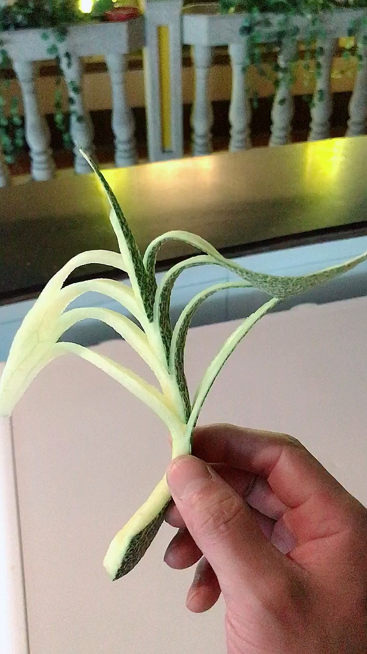 哈密瓜拉花丈母娘惊呆了