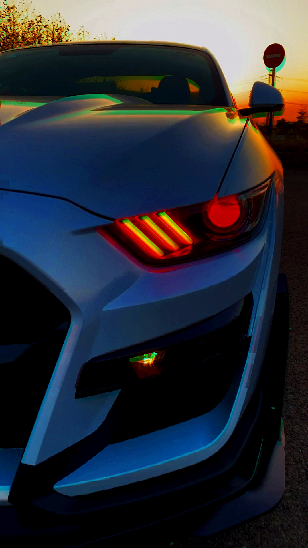 福特野马#这个恶魔眼太帅了!