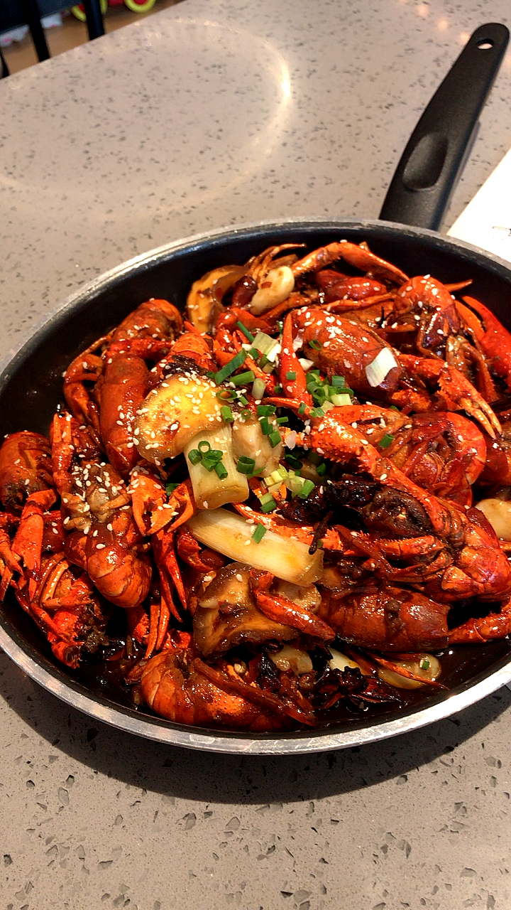 #家乡特色美食#美味小龙虾的季节来咯