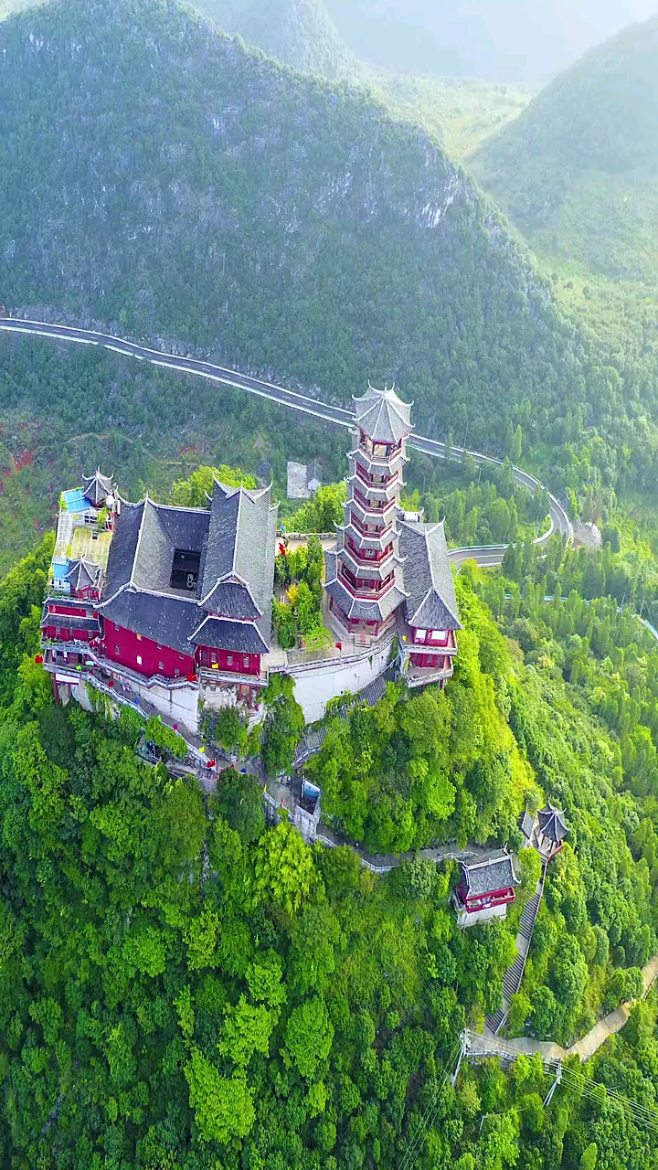 带上全民去旅行#盘州的丹霞山,美不胜收