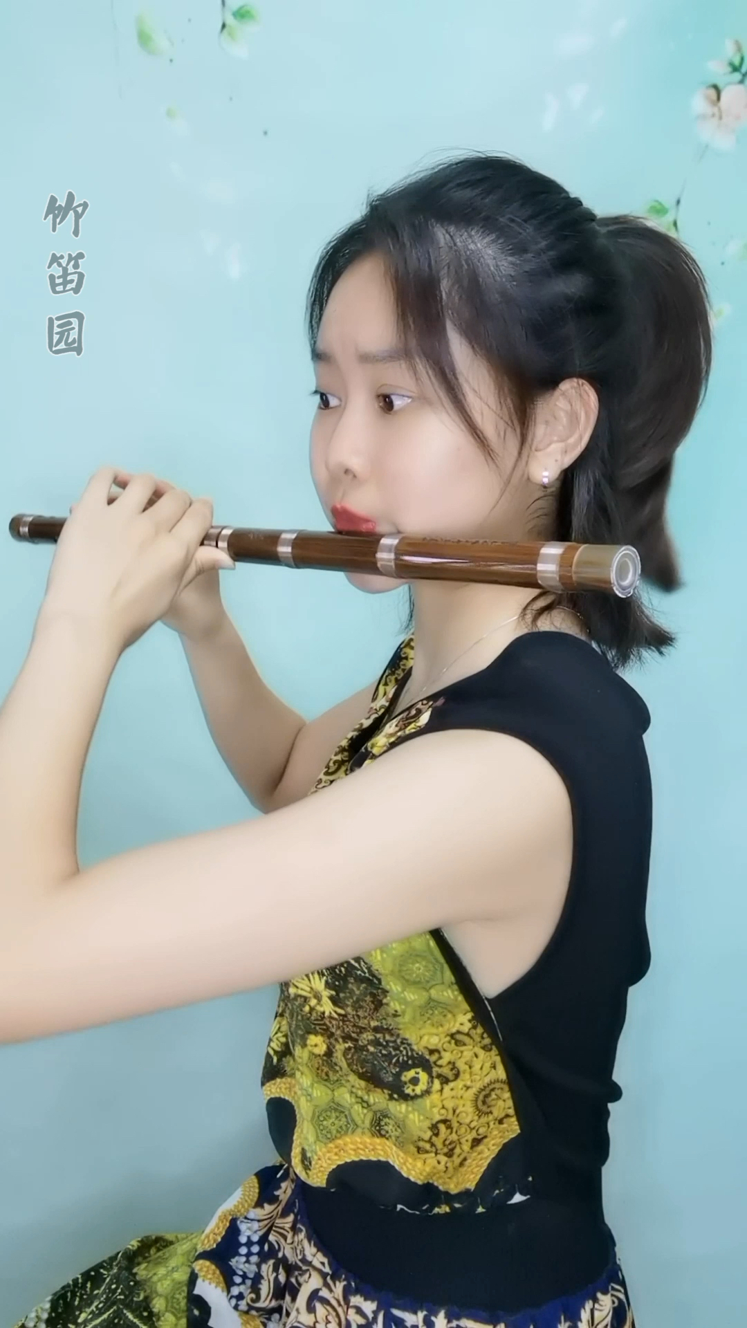 竹笛园笛子箫#红唇～f调笛子演奏.