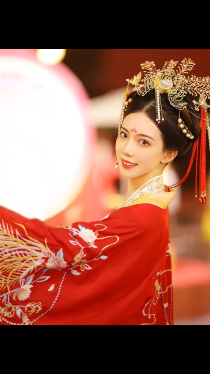 用自己不倒,换来万人倾倒;皮卡晨:我不是网红,我是打工人