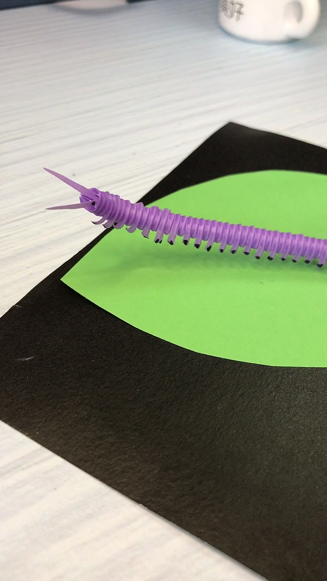 创意手工diy吸管做会动的毛毛虫