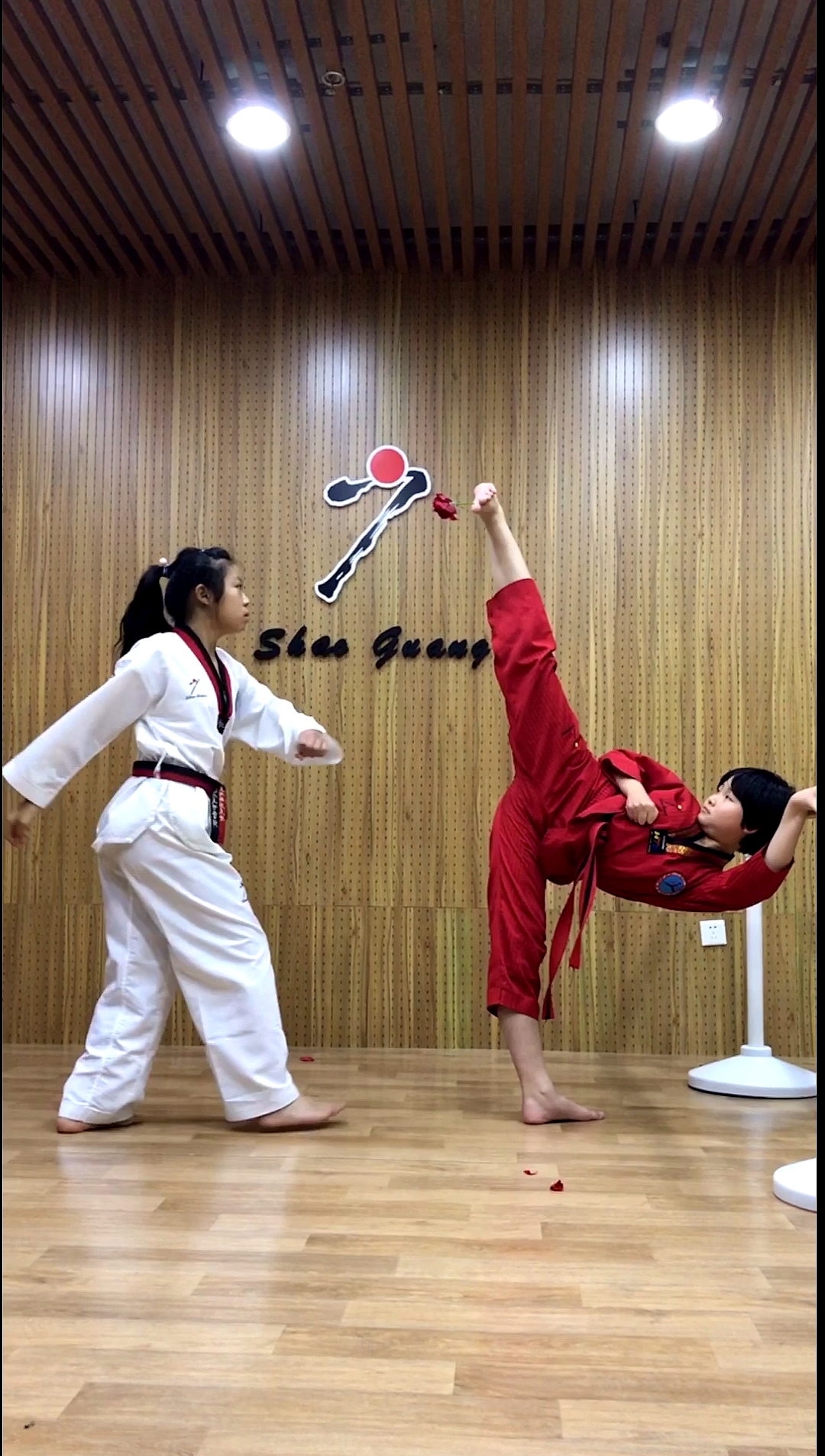跆拳道#踢腿精准的小姑娘