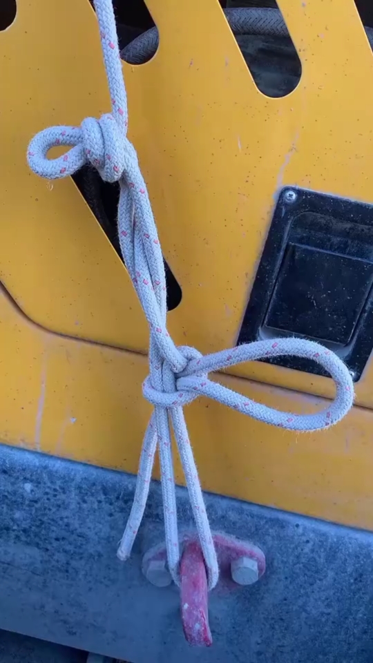 汽车绑绳子方法图解图片