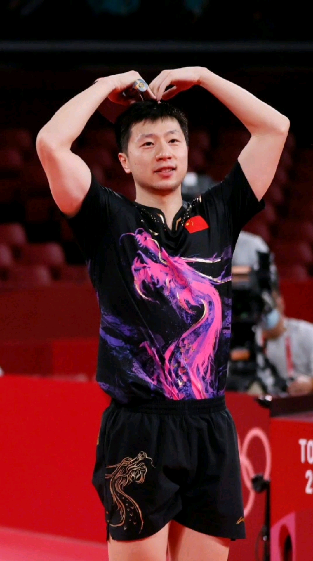 东京奥运会马龙成为了世界乒坛史上第一位男子双满贯全满贯得主