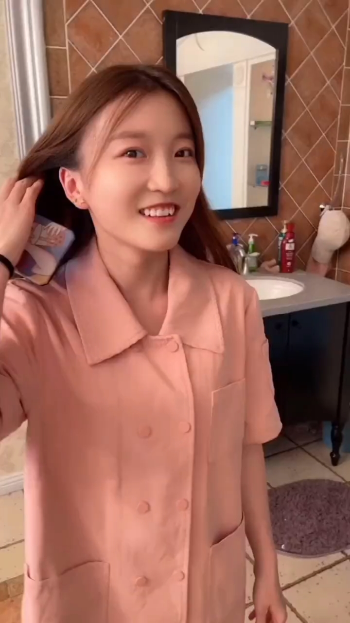 521这天恭喜耿耿脱单%小武的日常生活