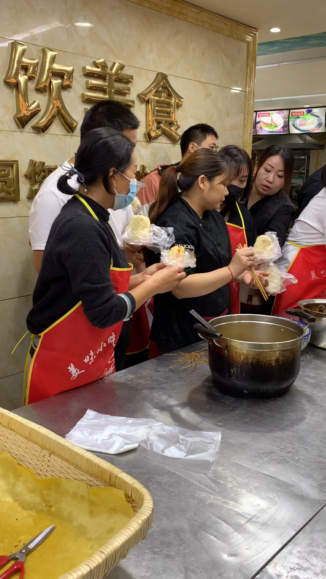 灌汤烧饼门头图片