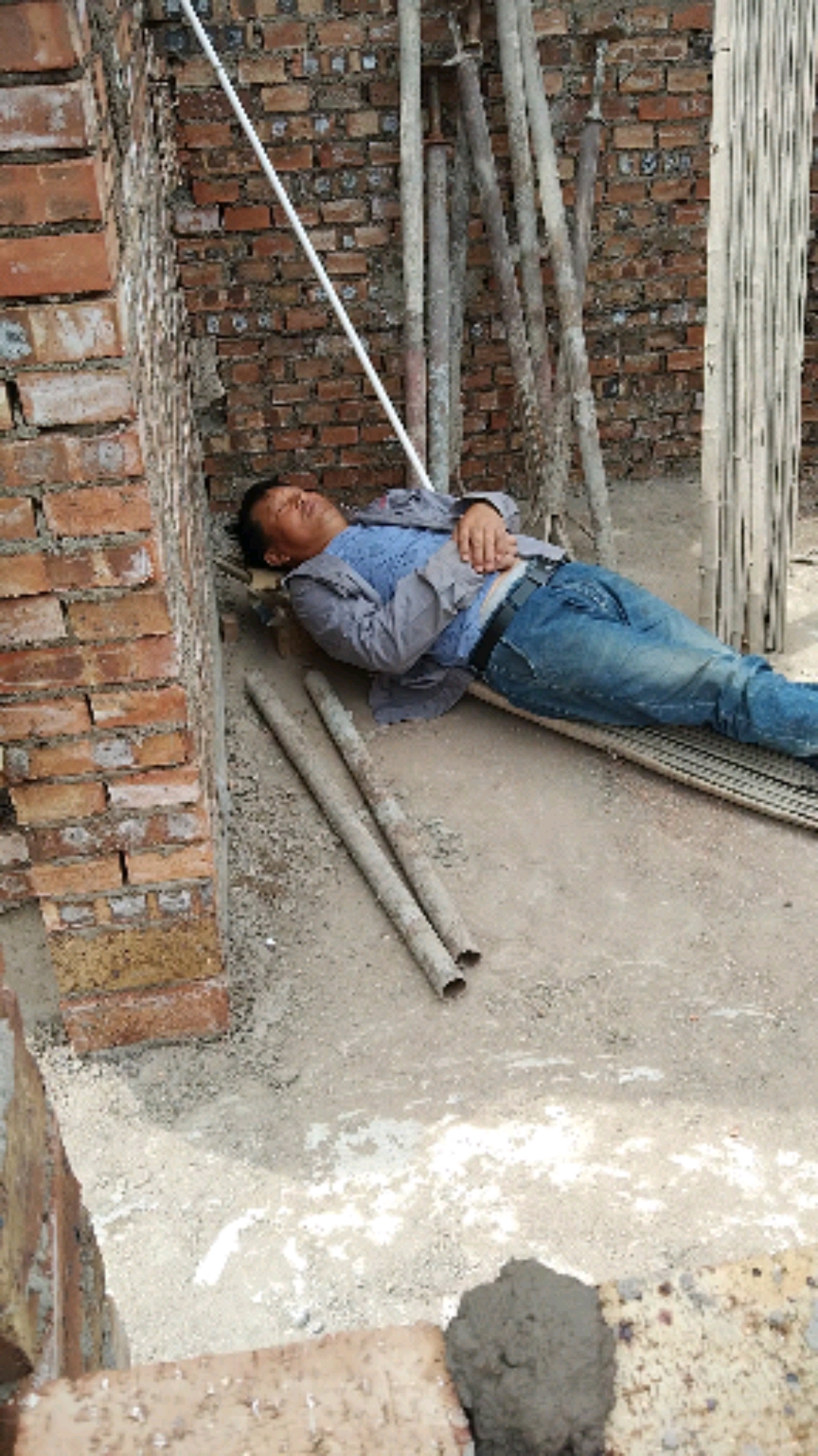 不一样的人生#工地这一幕看哭多少人?