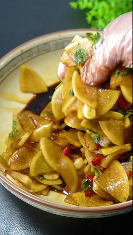 深夜放毒#好吃下饭的腌萝卜