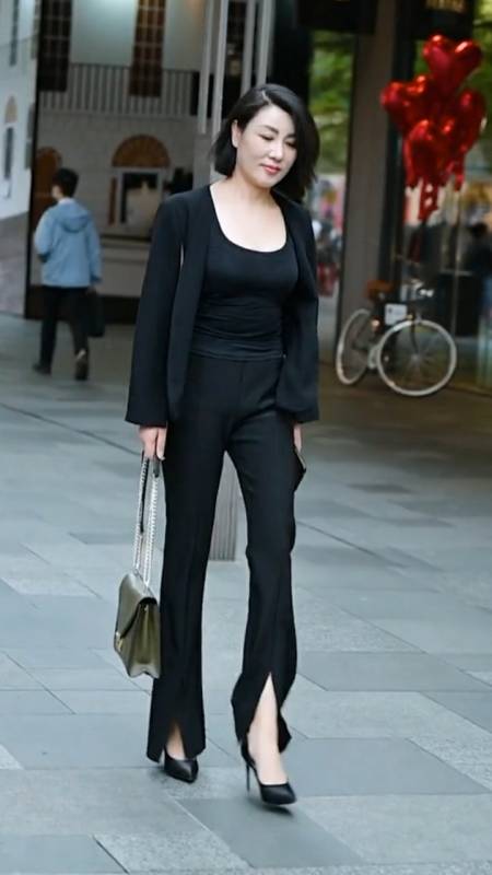 扫码下载度小视 发个视频 让别人知道 6条评论 0/100 回复 悟秀楣531