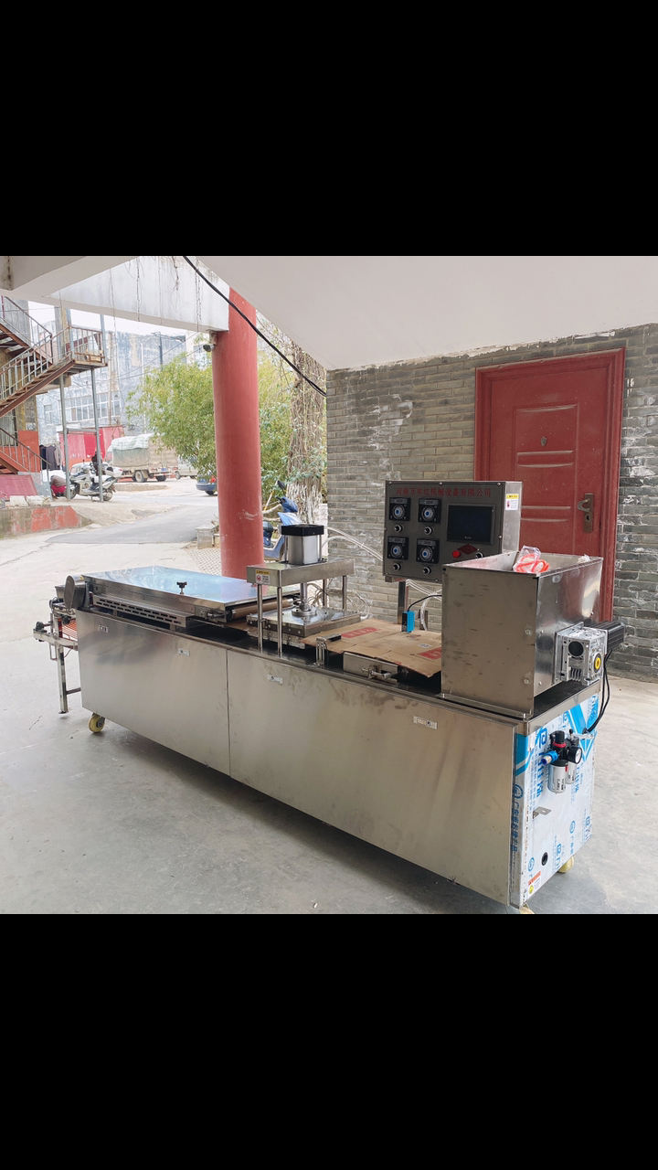 全自动烙馍机做圆形烙馍展示视频