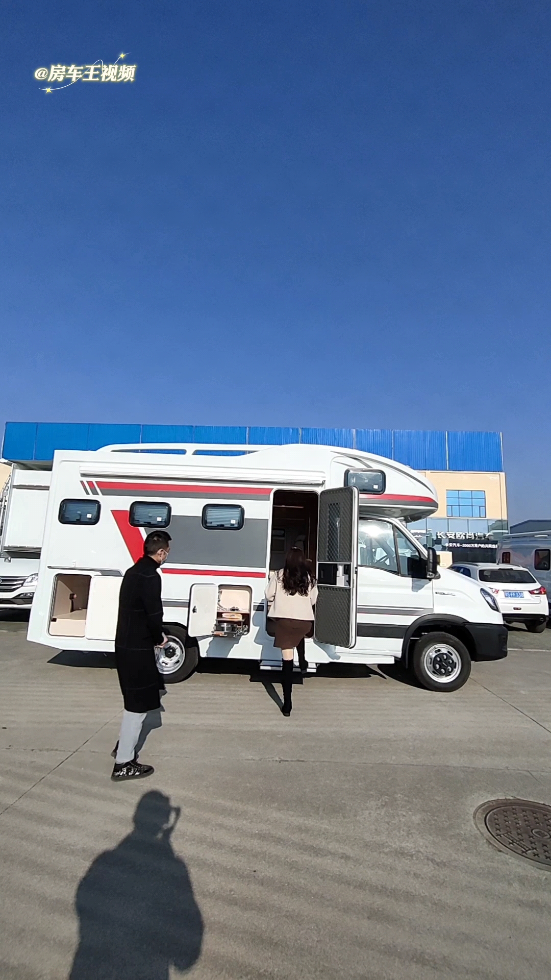 房车旅行叫一间ktv来唱歌移动ktv房车了解一下依维柯双拓展